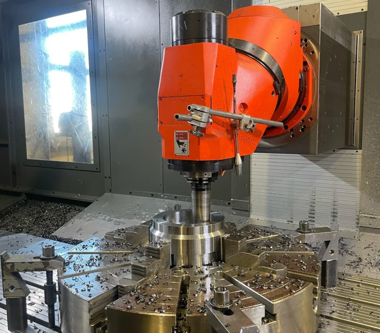 Máquina CNC en operación